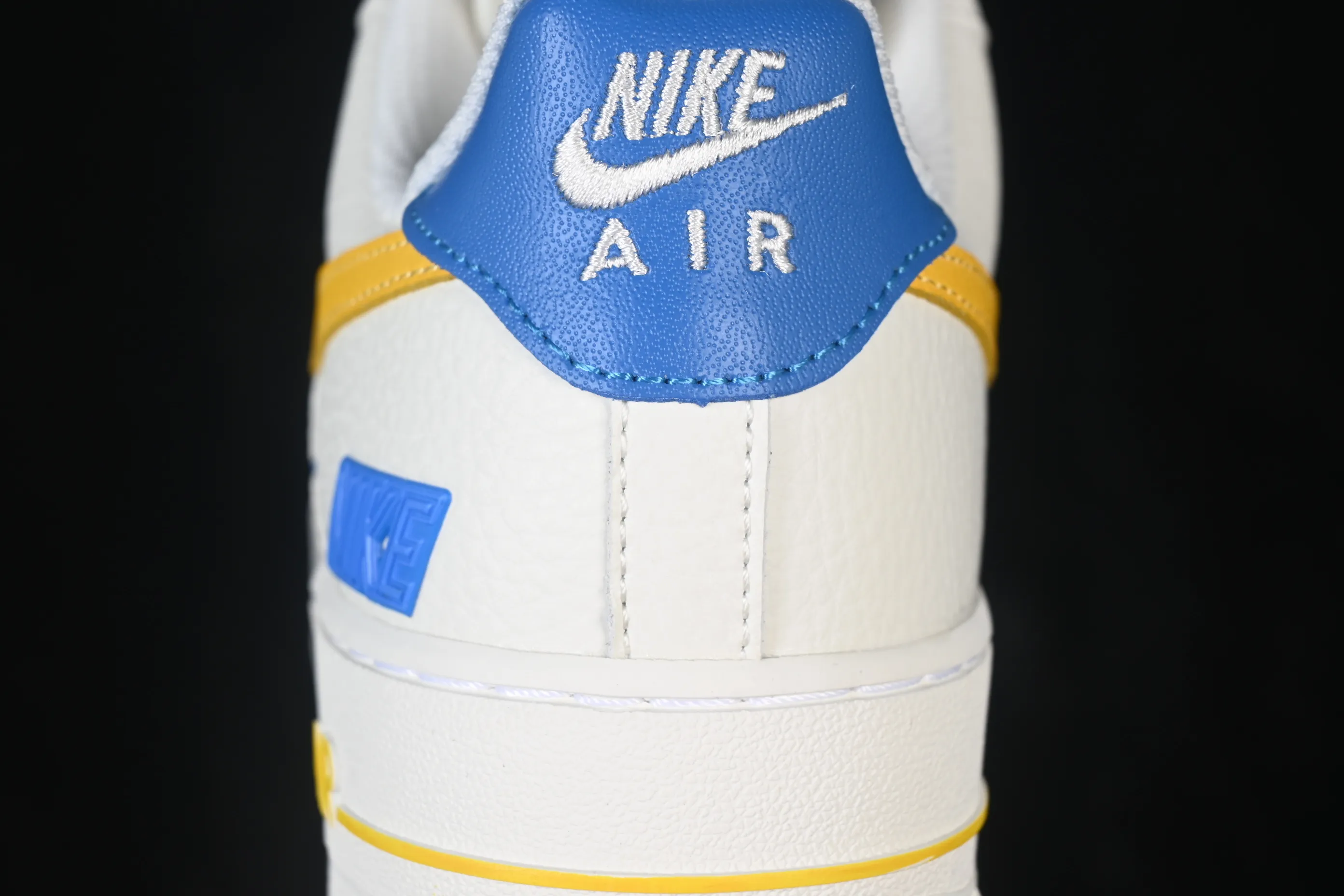 All Categories Nk Air Force 1 Air Force Series Nk Air Force 1 Low Air Force Low Nike Air Force 1'07 Low Cloud White Gold Air Force One Low Casual Shoes FZ1151-100